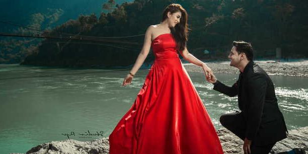 Pre wedding outlet shoot gowns online